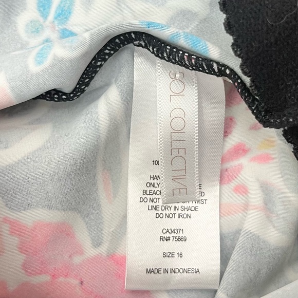 Sol Collective floral tankini top - Picture 4 of 4